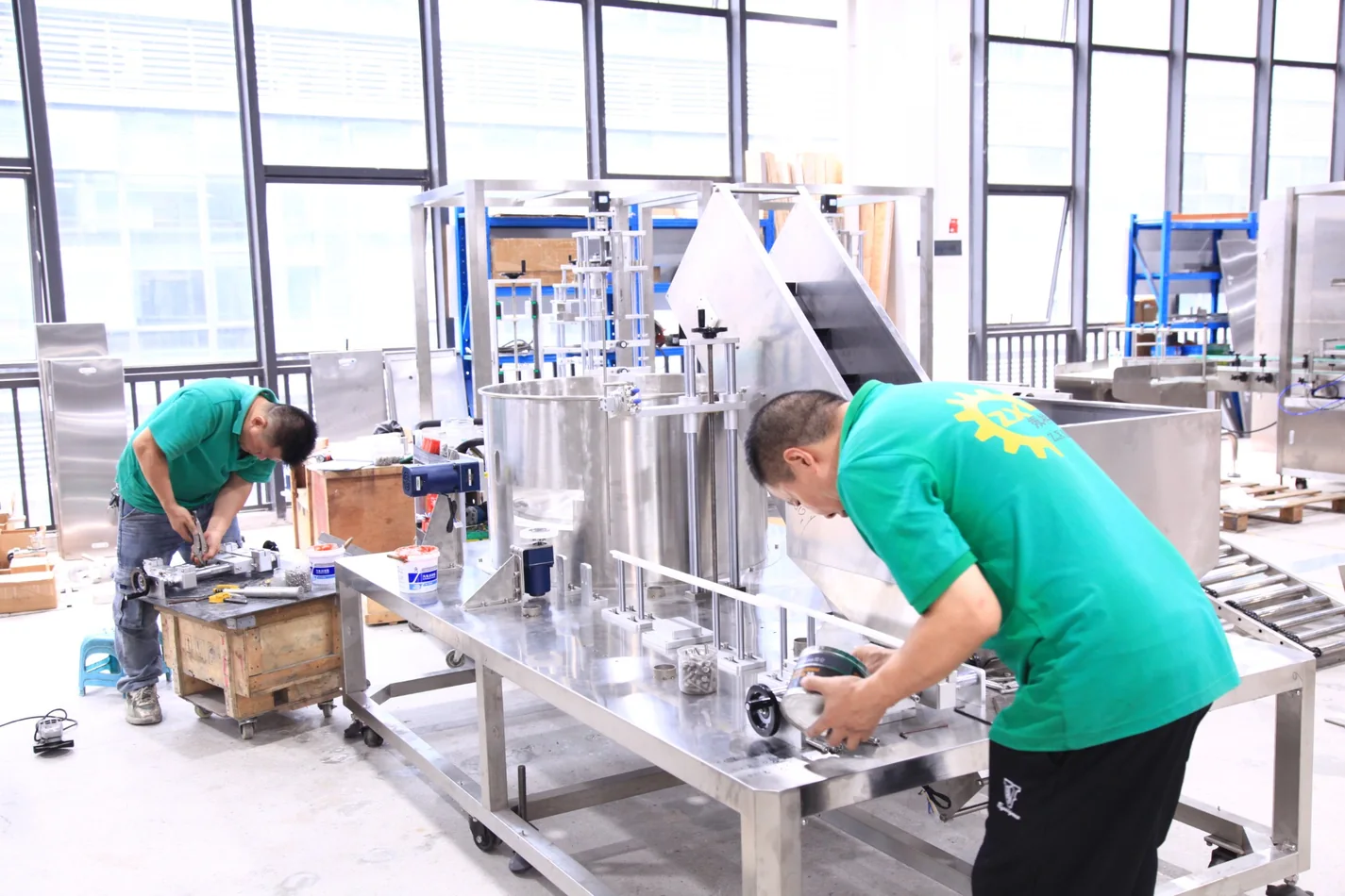 Machine assembly